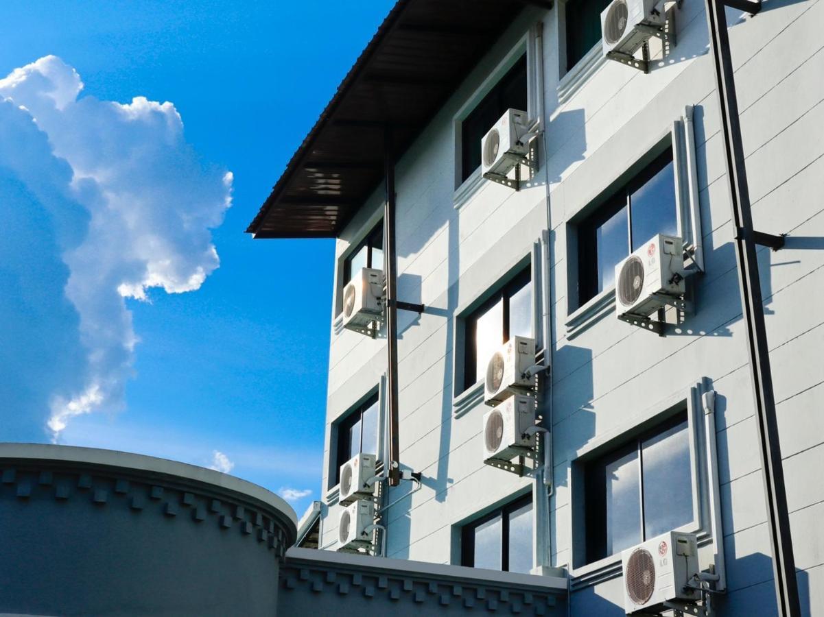 Airbest Gemtree Lampang Hotel Exterior foto