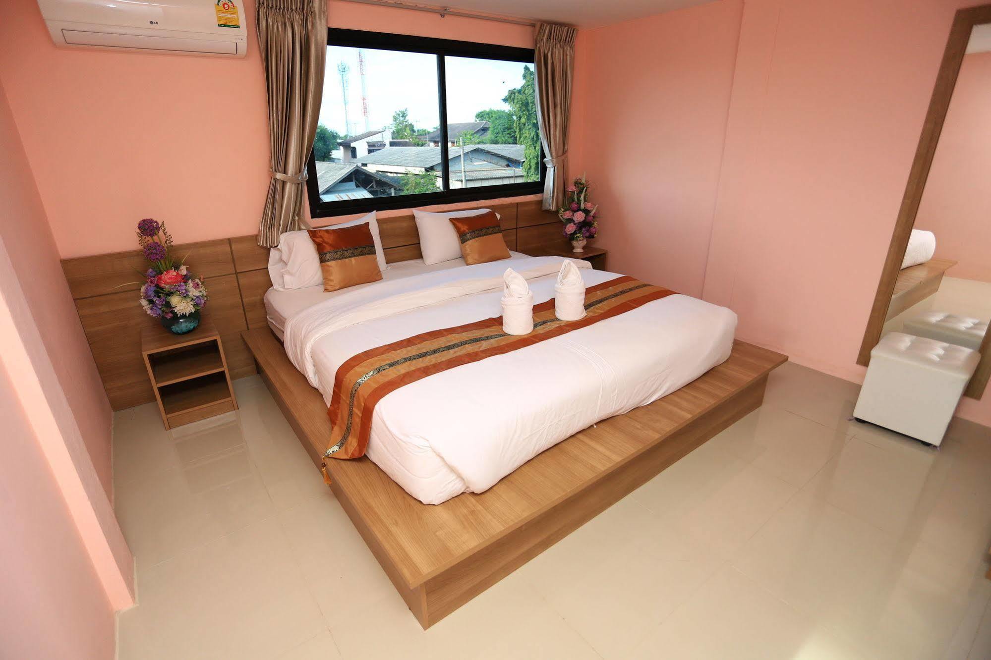 Airbest Gemtree Lampang Hotel Exterior foto